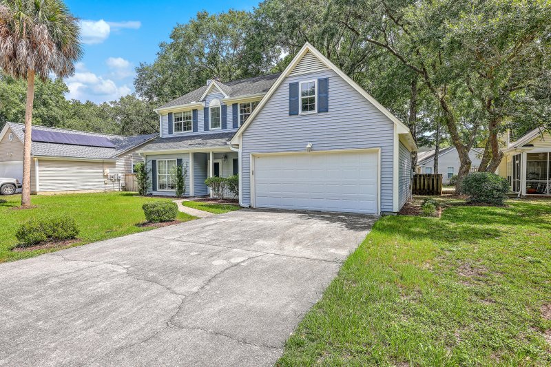 Property image 3 of 1941 Oak Tree Lane in Sweetgrass, Mount Pleasant, SC 29464