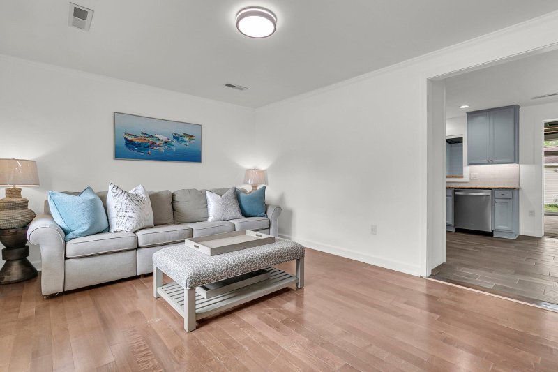 Property image 3 at 108 Williamsburg Court, Goose Creek, SC 29445