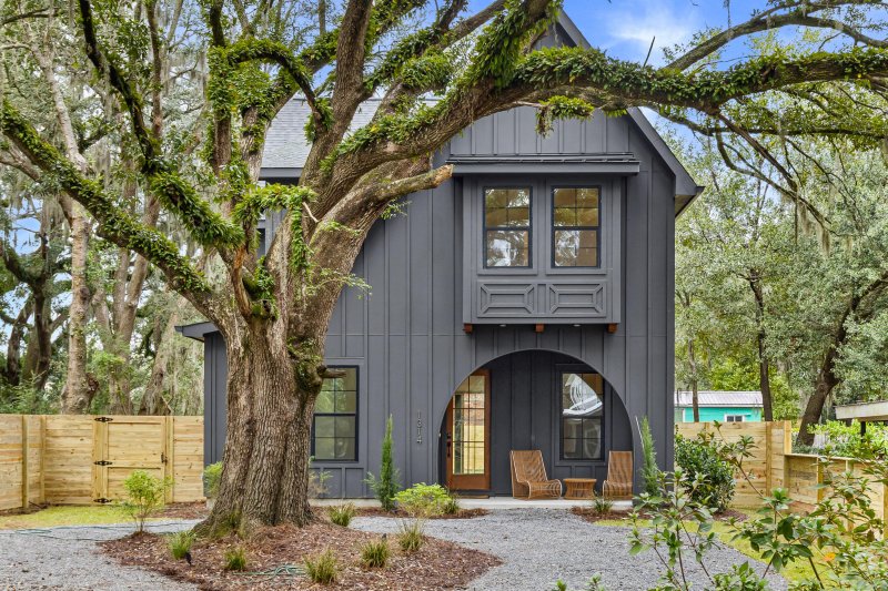 1314 Fretwell Street