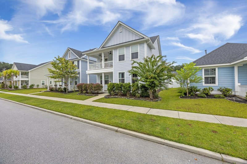 Property image 3 at 212 Angelica Avenue, Summerville, SC 29483