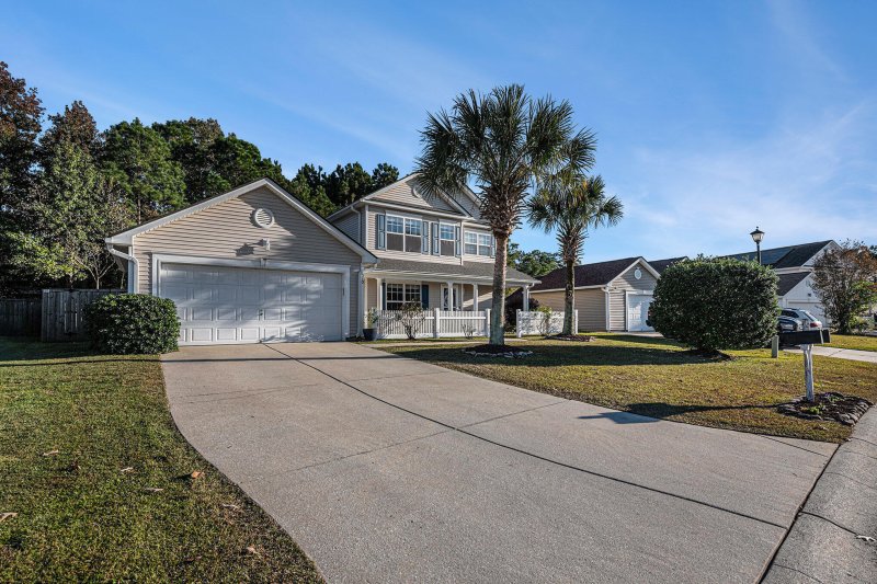 Property image 4 of 313 Seneca River Drive in Lakes of Summerville, Summerville, SC 29485