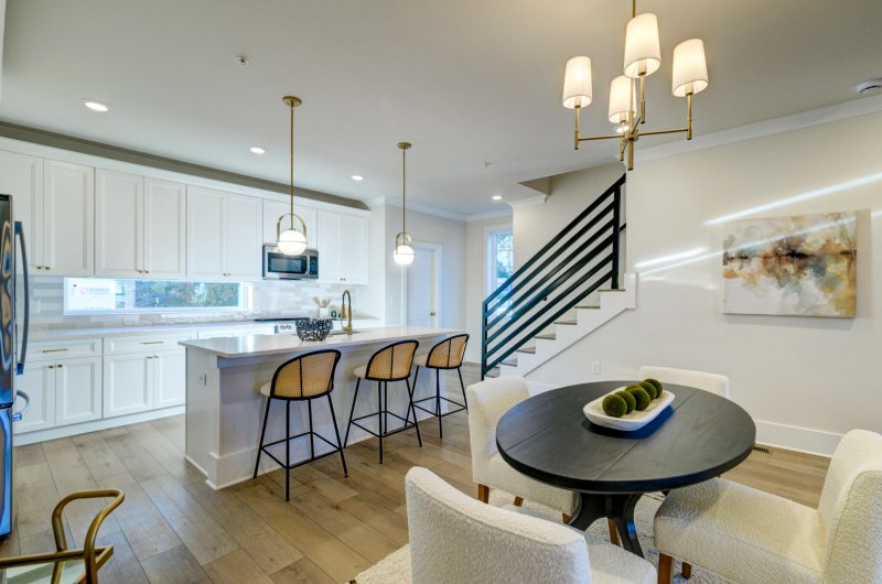 1150 Valdosta Street 401