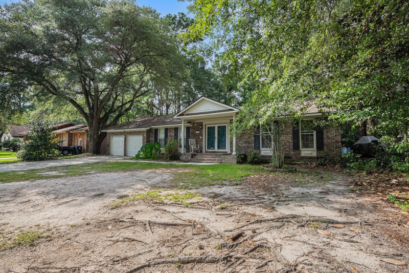 Property image 3 at 110 Three Iron Drive, Summerville, SC 29483