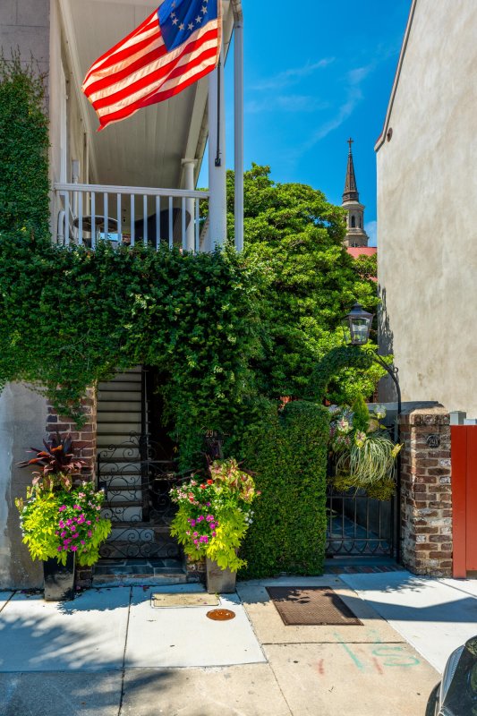 Property image 3 of 29 1 2 State Street B in French Quarter, Charleston, SC 29401