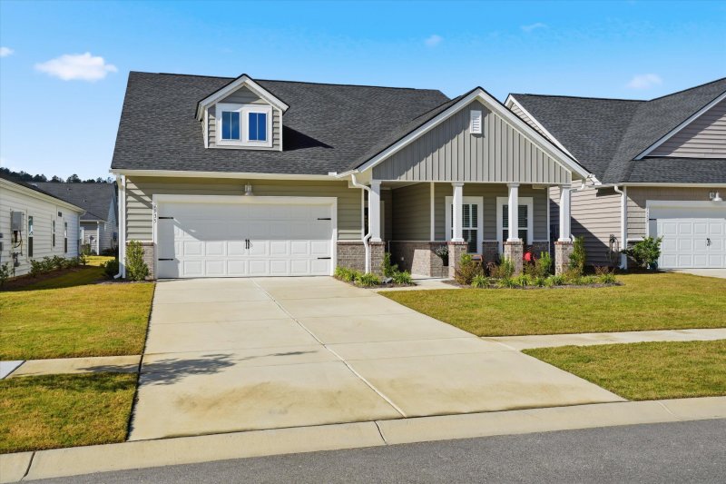 Property image 4 of 1135 Cooper Point Street in Summers Corner, Summerville, SC 29485