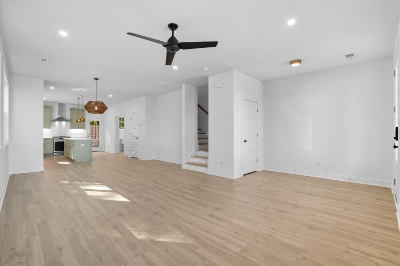 Property image 5 of 532 Hayes Park Boulevard in Hayes Park, Johns Island, SC 29455