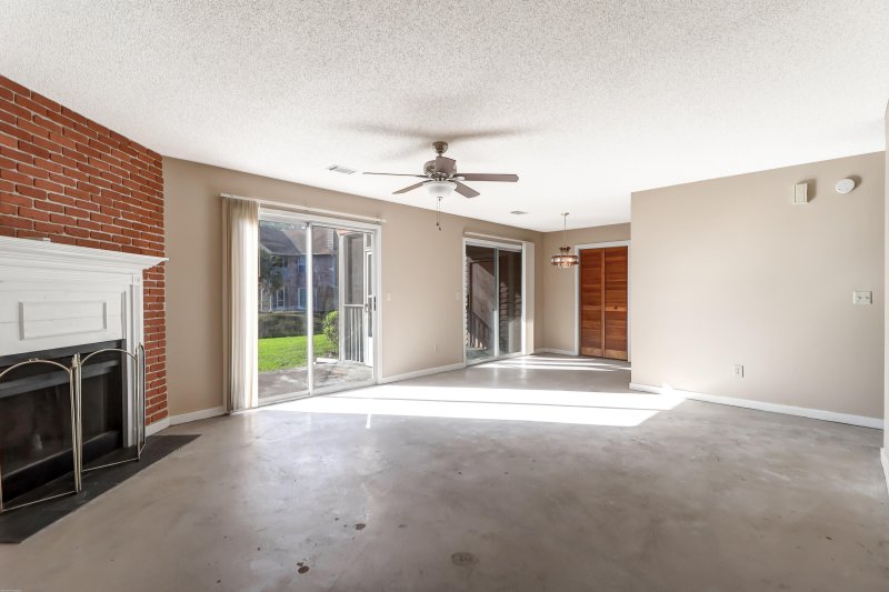 Property image 5 at 7911 Timbercreek Lane C, North Charleston, SC 29418