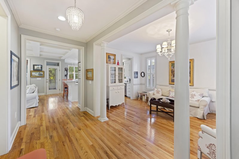 Property image 5 of 2922 Marsh Breeze Lane in Planters Pointe, Mount Pleasant, SC 29466