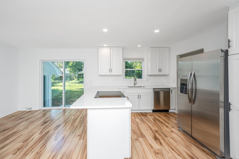 Property image 4 of 899 Melrose Drive in Melrose, Charleston, SC 29414