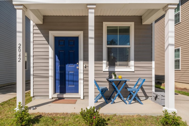 Property image 3 of 2042 Arbutus Avenue in Union Heights, North Charleston, SC 29405