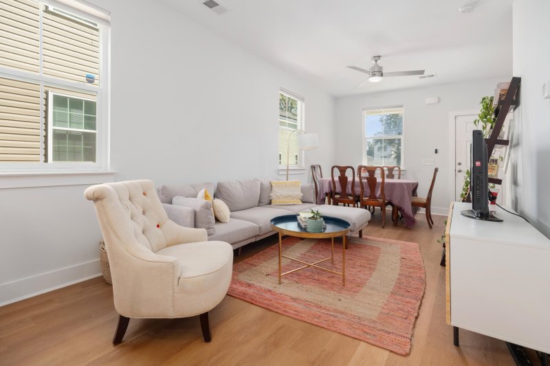 Property image 5 of 2042 Arbutus Avenue in Union Heights, North Charleston, SC 29405