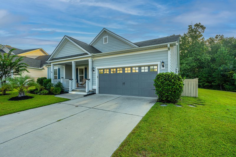 Property image 2 of 2024 Utsey Street in Oakfield, Johns Island, SC 29455