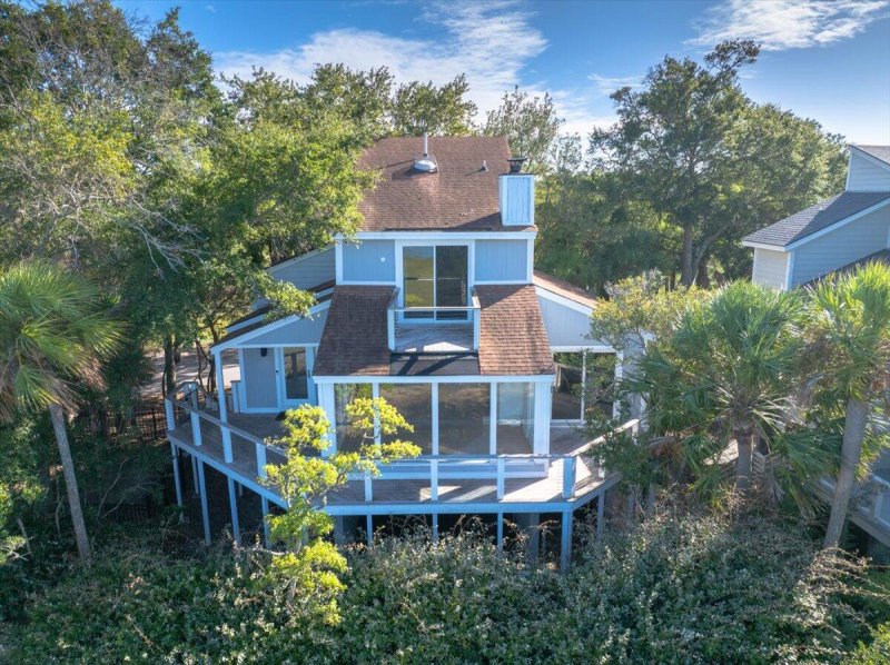 Property image 3 of 29 Marsh Island Lane in Wild Dunes, Isle of Palms, SC 29451