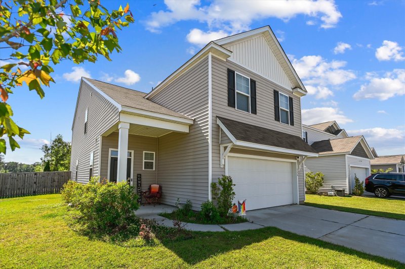 Property image 3 of 136 Pontoria Drive in Mallard Crossing, Summerville, SC 29483
