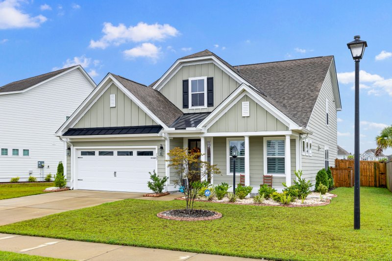 Property image 2 of 125 Riley Farms Court in Cane Bay Plantation, Summerville, SC 29486