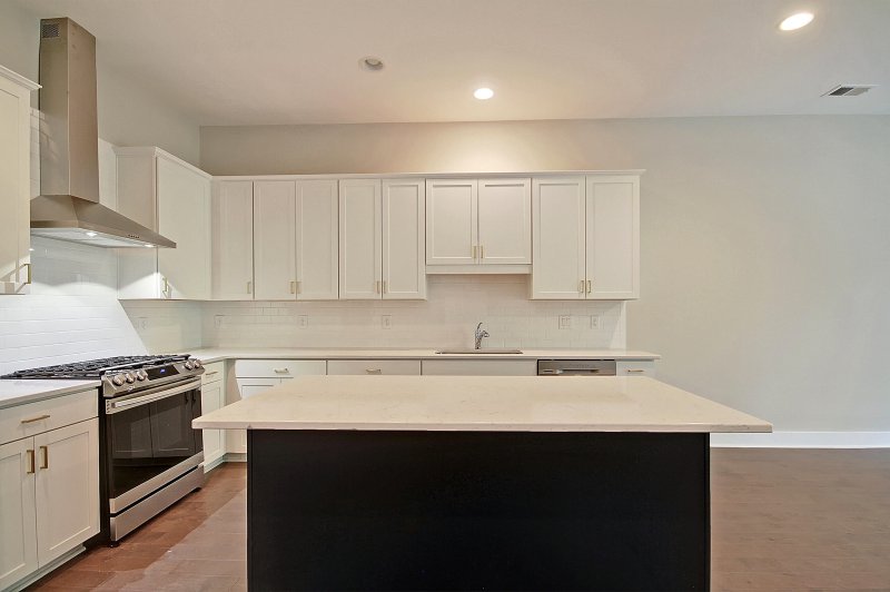 Property image 3 at 1806 Orangeburg Street, North Charleston, SC 29405