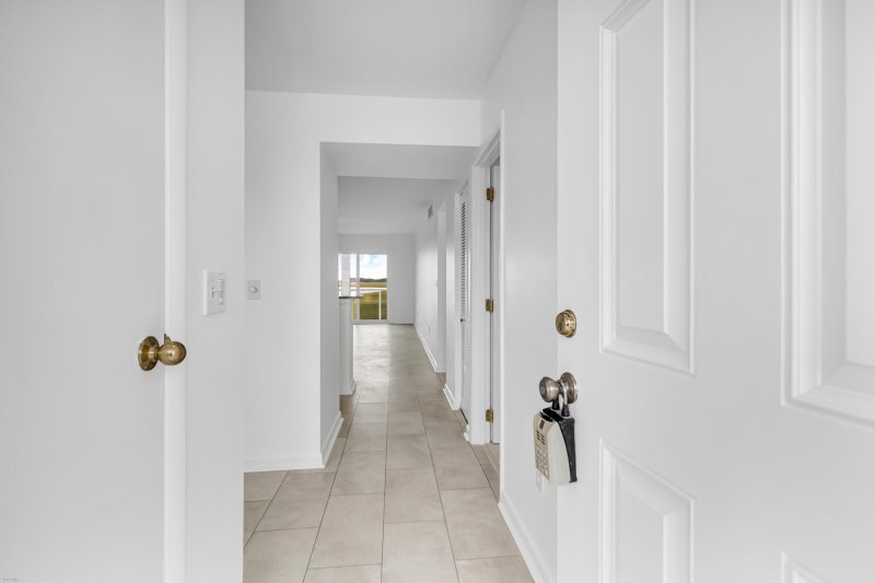 Property image 2 of 100 Mariners Cay Drive in Mariners Cay, Folly Beach, SC 29439