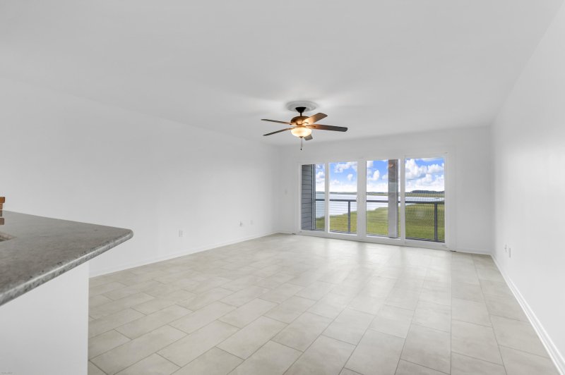 Property image 4 of 100 Mariners Cay Drive in Mariners Cay, Folly Beach, SC 29439