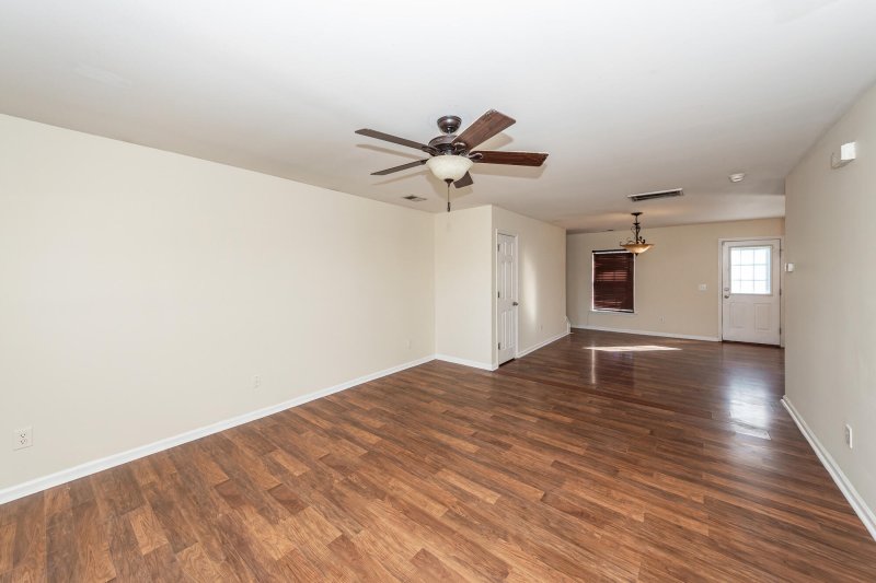 Property image 5 of 303 Cicadas Song in Moss Grove Plantation, Moncks Corner, SC 29461