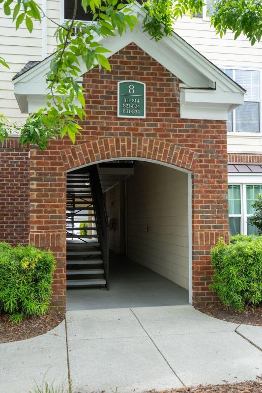 Property image 3 at 45 Sycamore Avenue 811, Charleston, SC 29407