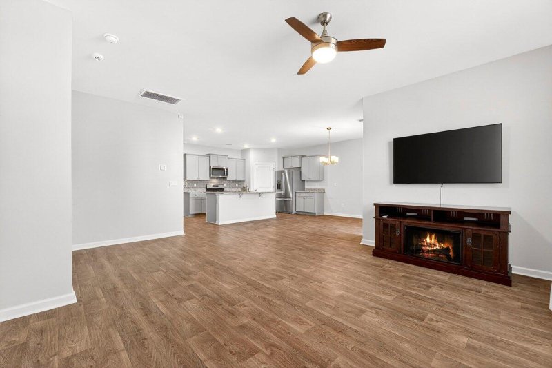 Property image 4 of 114 Oakwood Boulevard in Cane Bay Plantation, Summerville, SC 29486