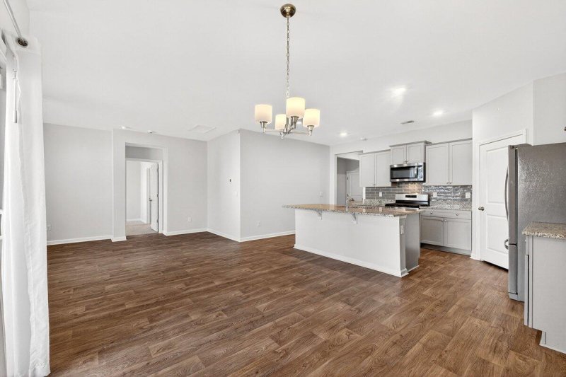 Property image 5 of 114 Oakwood Boulevard in Cane Bay Plantation, Summerville, SC 29486