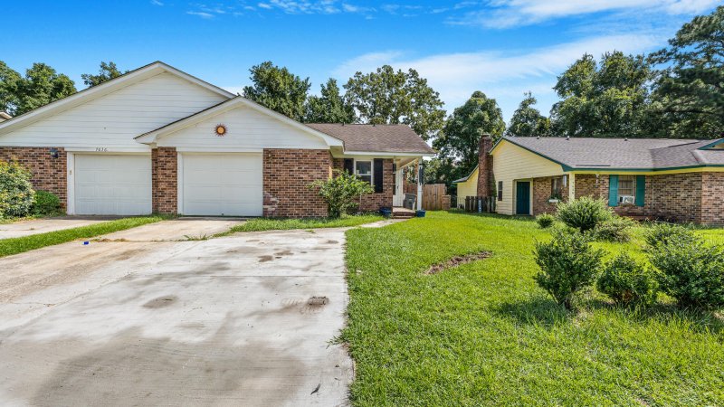 Property image 2 at 7632 Valleyview Circle, North Charleston, SC 29418