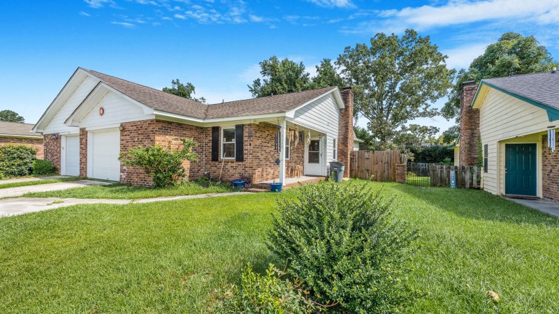 Property image 3 at 7632 Valleyview Circle, North Charleston, SC 29418