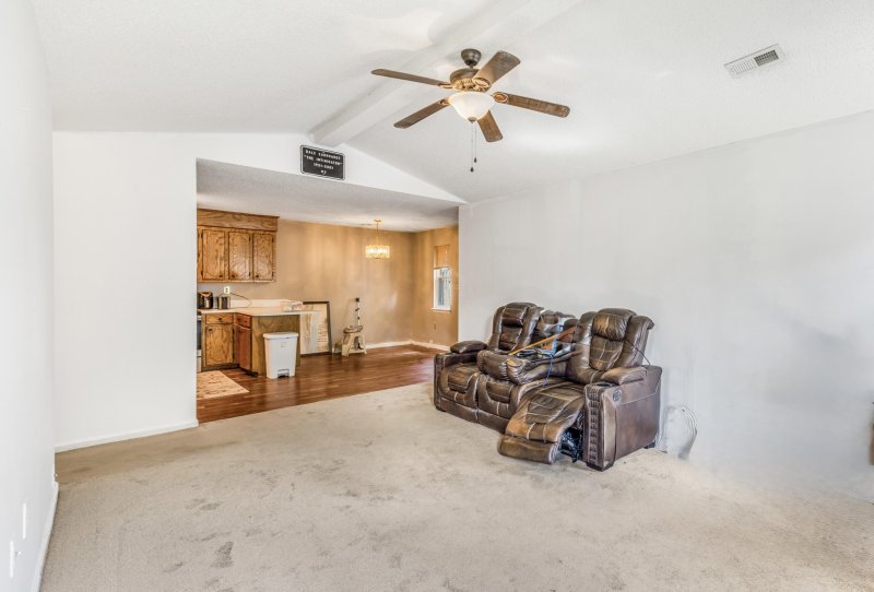 Property image 5 at 7632 Valleyview Circle, North Charleston, SC 29418