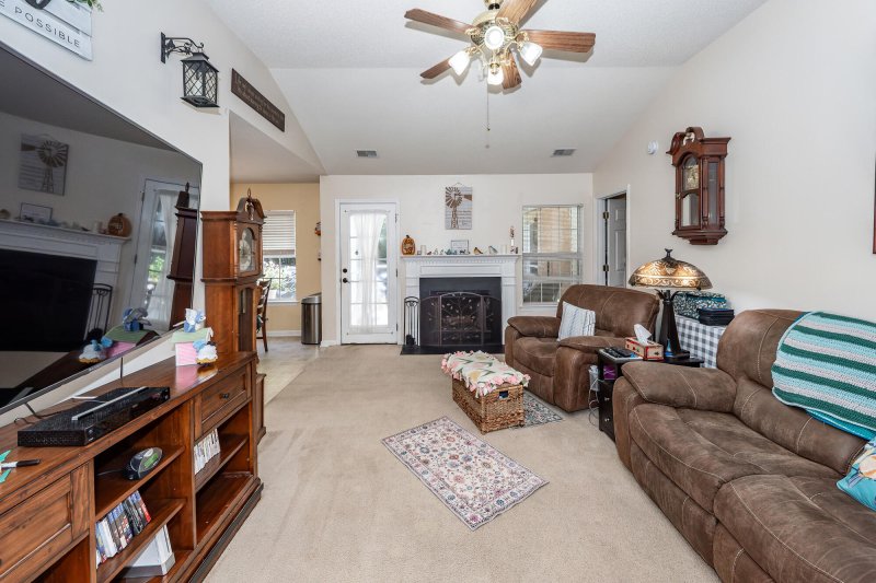 Property image 5 of 322 Eagle Ridge Road in Bridges of Summerville, Summerville, SC 29485