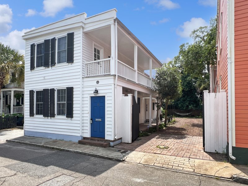 Property image 2 at 11 Magazine Street, Charleston, SC 29401