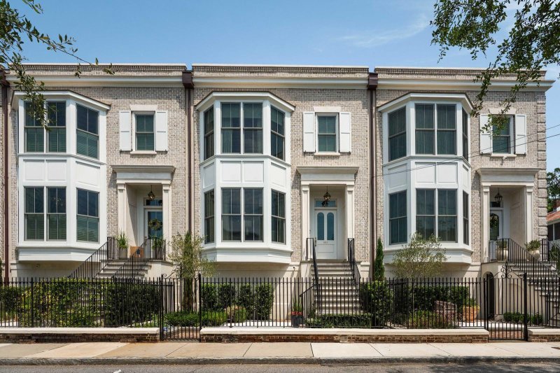 Property image 2 at 122 Beaufain Street C, Charleston, SC 29401