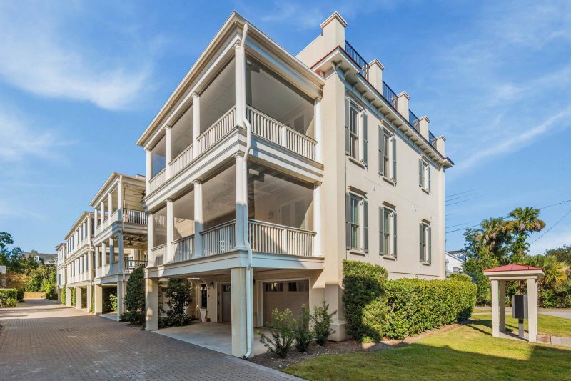 Property image 2 of 59 Barre Street A in Harleston Village, Charleston, SC 29401
