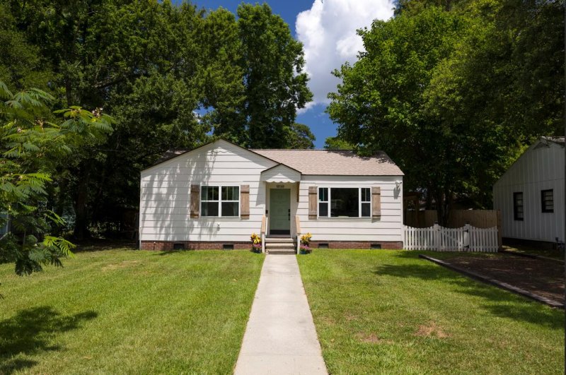 Property image 2 at 5010 Converse Street, North Charleston, SC 29405