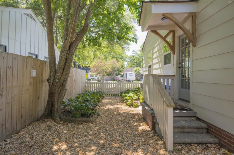 Property image 4 at 5010 Converse Street, North Charleston, SC 29405