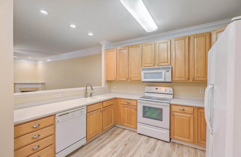 Property image 3 at 1025 Riverland Woods Place 610, Charleston, SC 29412