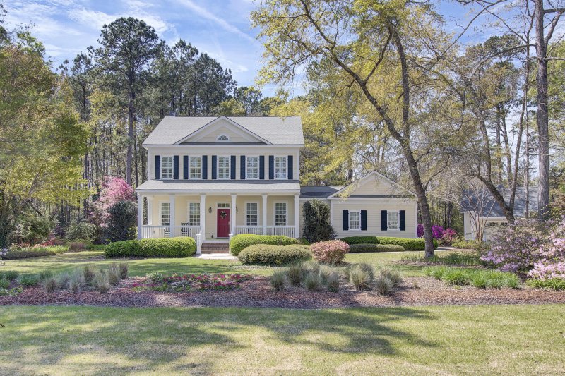Property image 5 of 4233 Lady Banks Lane in Poplar Grove, Ravenel, SC 29470
