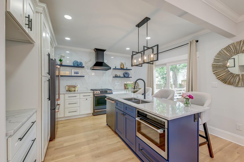 Property image 3 at 15 Dewey Street, Charleston, SC 29403