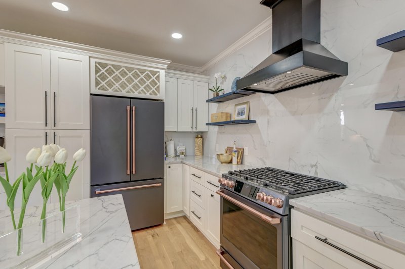 Property image 4 at 15 Dewey Street, Charleston, SC 29403