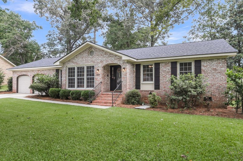 Quail Arbor, Summerville Community