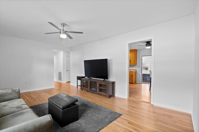 Property image 5 at 5317 Mcroy Street, North Charleston, SC 29418