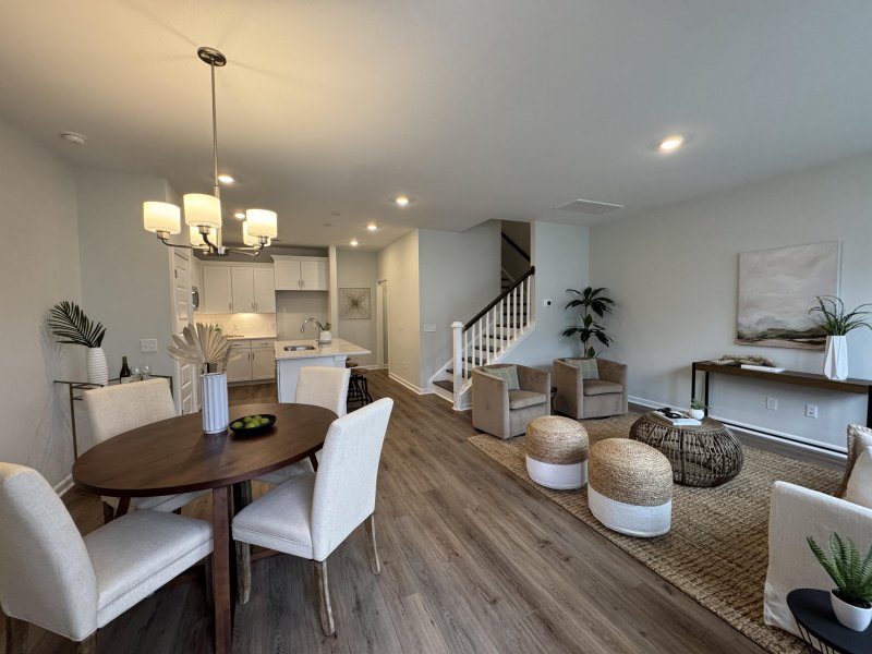 Property image 5 of 145 Brown Swiss Circle in Six Oaks, Summerville, SC 29483