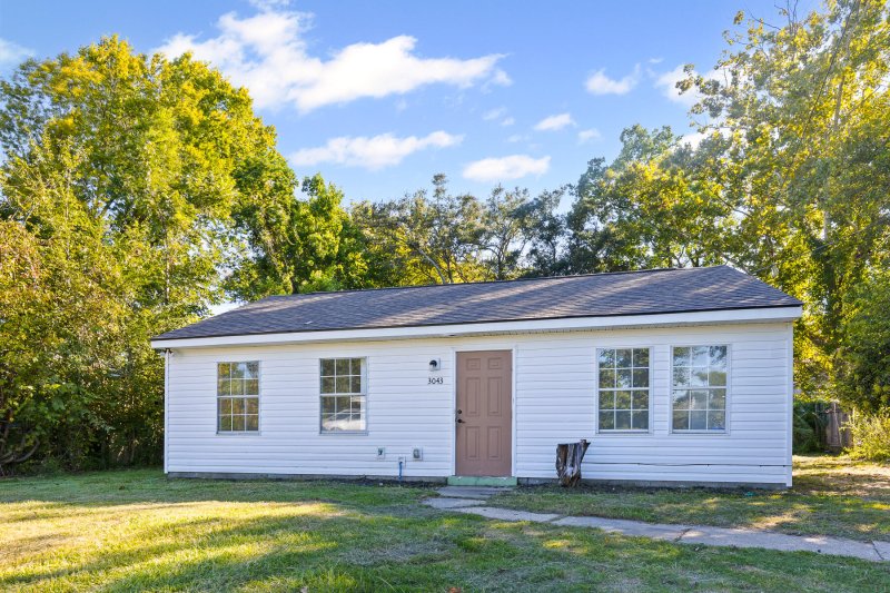 Property image 3 of 3043 Matipan Avenue in Dorchester Terrace, North Charleston, SC 29405