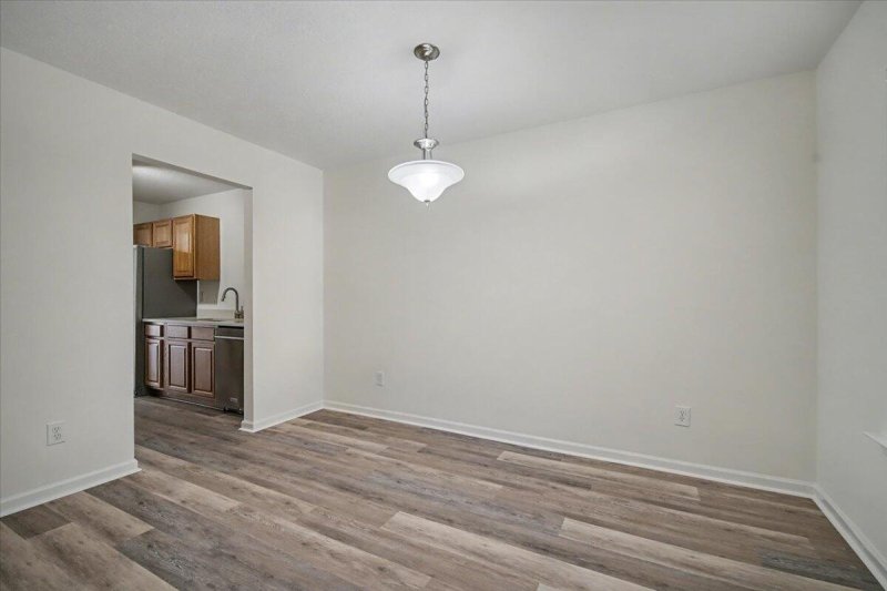 Property image 3 of 7876 Park Gate Drive in The Park at Rivers Edge, North Charleston, SC 29418