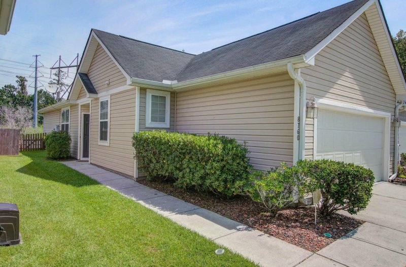 Property image 2 of 8760 Shadowglen Drive in Charleston Park, North Charleston, SC 29420