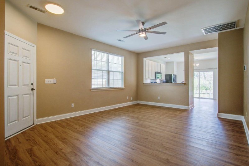 Property image 5 of 8760 Shadowglen Drive in Charleston Park, North Charleston, SC 29420