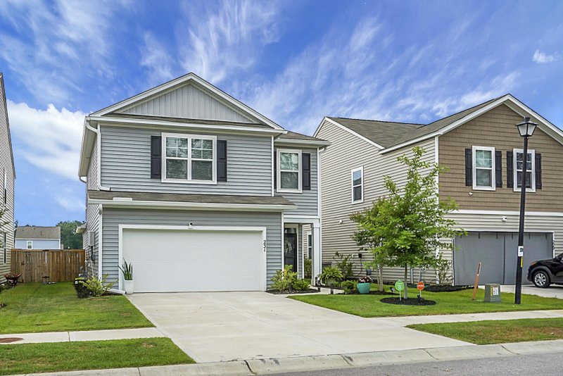 Property image 3 at 231 Sweet Cherry Lane, Summerville, SC 29486