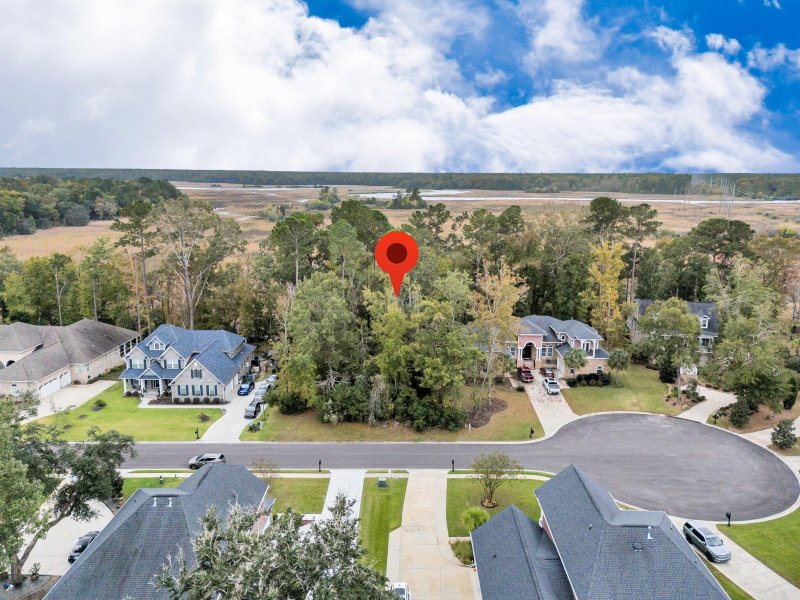 5425 Clearview Drive