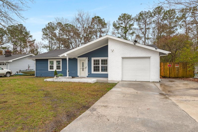 Property image 3 at 607 Mountain Pine Road, Moncks Corner, SC 29461