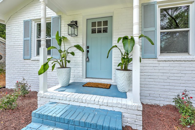 Property image 3 of 1134 S Shadow Drive in Hickory Shadows, Mount Pleasant, SC 29464